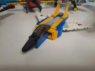 Lote de Aviones LEGO Creator y City