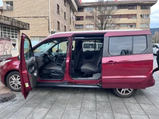 Ford Grand Tourneo Connec 2019