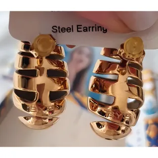 Orecchini BYS dorati