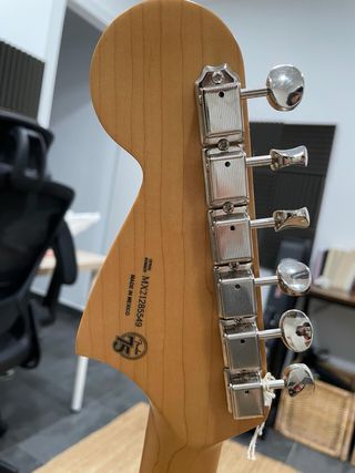 Guitarra Fender Jaguar Mint Green