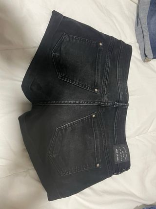 Shorts negros Mango