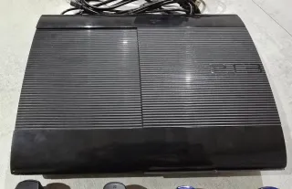 Consola PS3 Super Slim + 2 Mandos + Juegos