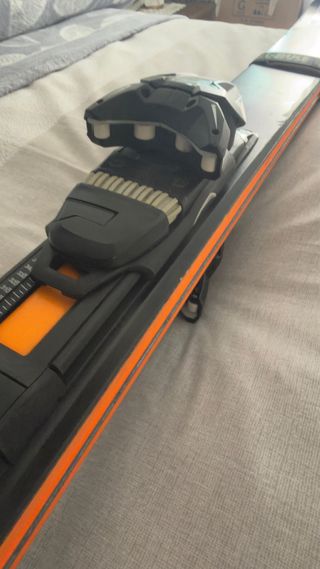 Esquís Elan Amphibio XTI 84 + fijaciones