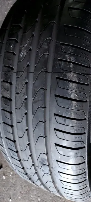 245/50 R18 100Y
