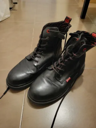 Botas Levis Negras Talla 39