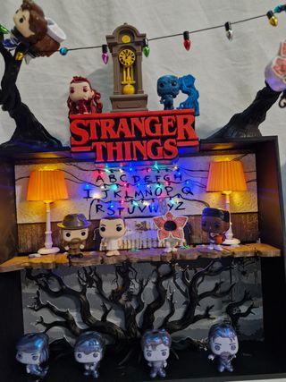 Diorama Stranger Things Iluminado