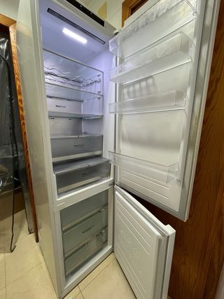 Nevera Combi LG. Grande y Buen Estado