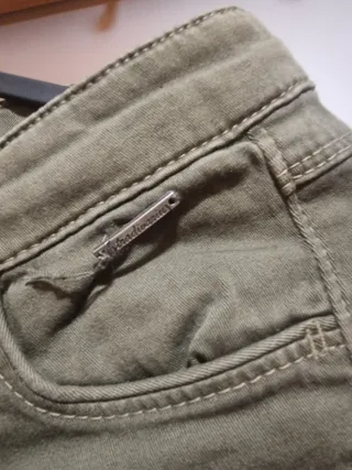 Pantalones largos verde oliva