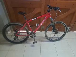 3 Bicicletas mtb , 2 de 26 y 1 de 29 las 3 a 500€