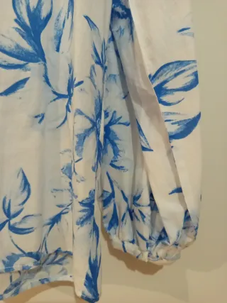 Blusa Zara Estampada Azul Talla XS