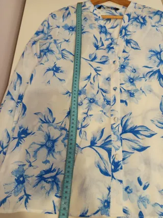 Blusa Zara Estampada Azul Talla XS