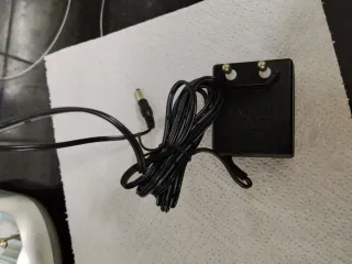 Cargador Pilas AA AAA 9V C D Ni-Cd Ni-MH