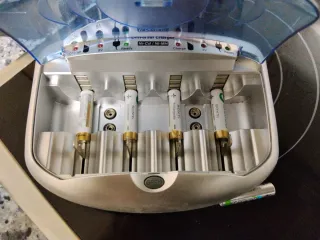 Cargador Pilas AA AAA 9V C D Ni-Cd Ni-MH