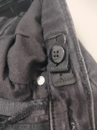 Pantalón vaquero negro T10