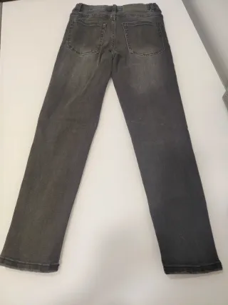 Pantalón vaquero negro T10