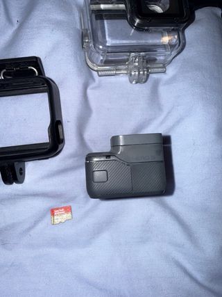 GoPro Hero 5 + Accesorios