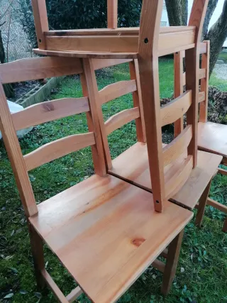 Set 4 sedie in legno leggere