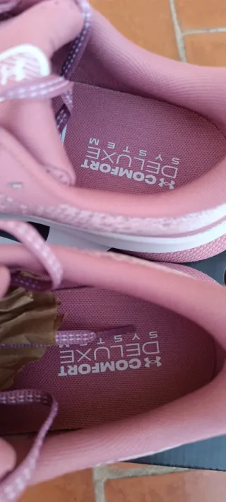 Zapatillas Under Armour HOVR Mujer Rosa Talla 42