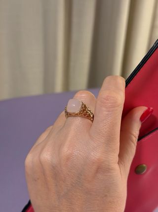 Elegante Anillo Piedra Rosa Oro