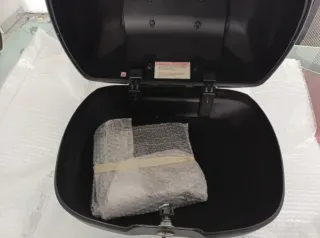 Top Case Baúl Piaggio 37L+Base Medley/Liberty 125