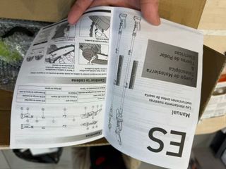 Tijeras de podar inalámbricas y motosierra, pértig