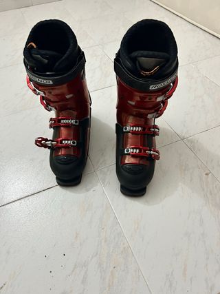 Botas de esquí Rossignol rojas