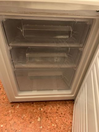 Nevera y Congelador Blanco
