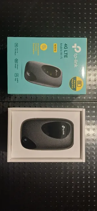 TP-Link M7010 4G LTE Mobile Wi-Fi