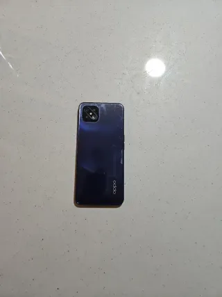 Teléfono OPPO Negro