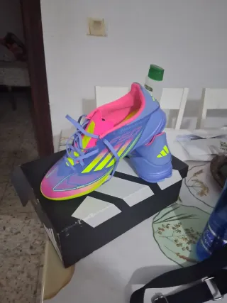 Botas de fútbol Adidas Talla 42