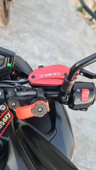 Kawasaki Z800e A2 2014