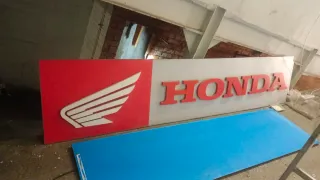 Rótulo Honda 3m x 0.65m