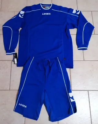 Completo Legea allenamento invernale XL azzurro