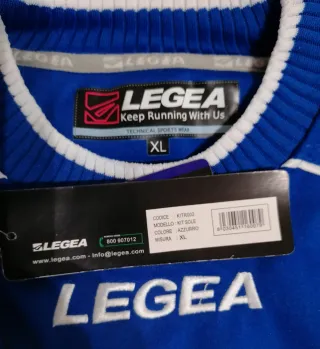 Completo Legea allenamento invernale XL azzurro