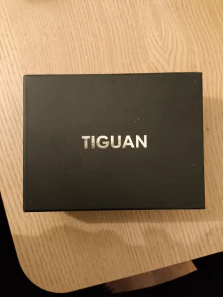 Reloj Tiguan Cuarzo con Caja y Correas.