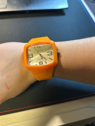 Reloj Exactime Naranja Retro Y2K