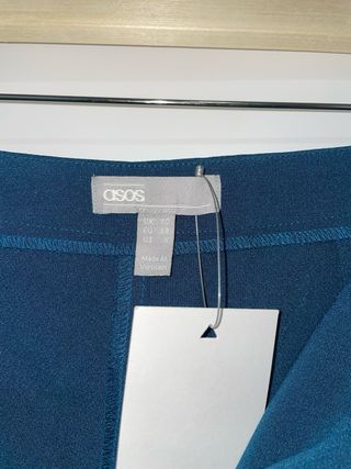 Traje ASOS azul petróleo dos piezas