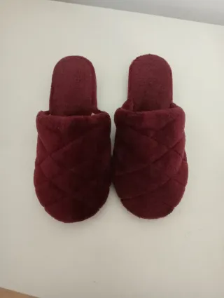 Zapatillas granates talla 37 nuevas