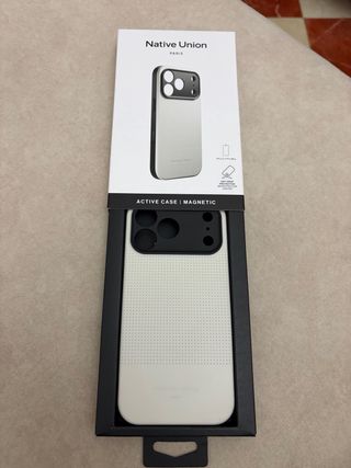 Funda Native Union Active iPhone 17 Pro Max