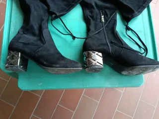 Stivali donna neri tacco geometrico