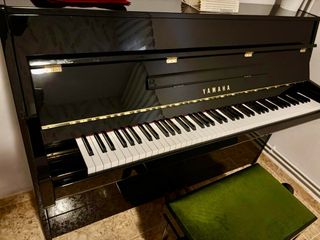 Piano Yamaha B1 PE como nuevo!!