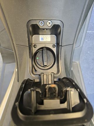 Maxi Scooter Keeway Negra y Gris