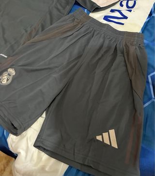 Pantalones Cortos Adidas Real Madrid Grises