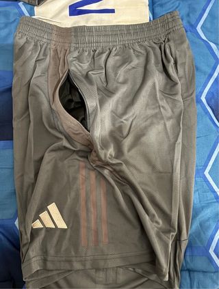Pantalones Cortos Adidas Real Madrid Grises