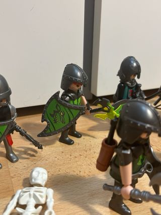 Lote Playmobil Medieval: Figuras y Accesorios