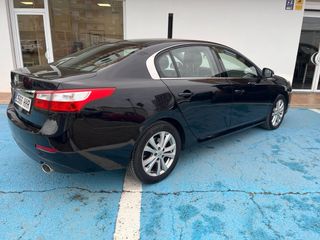 Renault Latitude 2011