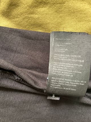 Camiseta PRADA negra con logo – original