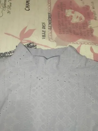 Camiseta Shein lila manga larga