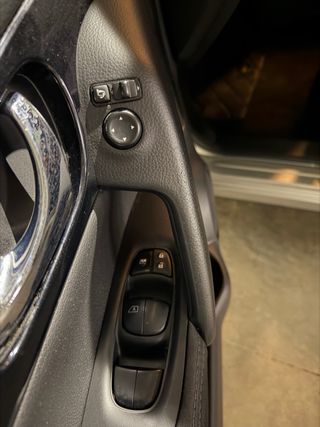 Nissan Qashqai 2015. 1propietario. 1 año de garant