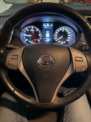 Nissan Qashqai 2015. 1propietario. 1 año de garant